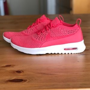 New Nike Women's Air Max Thea Ultra Flyknit 8,5